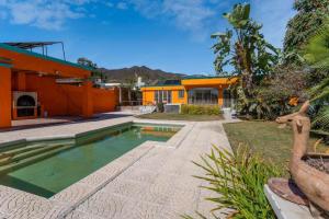 CHULA VISTA FIXER UPPER TREAUSURE